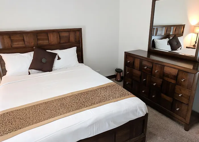 Tamuning Hotels With Jacuzzi in Room